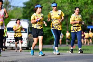 BIB: 008, 100, 
                            <button type="button" onclick="openModal(5146668)" class="btn btn-primary btn-sm float-right btn-popup" data-toggle="modal" data-target=".modal-high-quality">
                        <i class="fas fa-shopping-cart"></i> Add to Cart
                    </button>
                                            <button type="button" onclick="isThisMe(5146668, true)" class="btn btn-success btn-sm float-right btn-popup btn-isme hidden" data-toggle="tooltip" data-placement="bottom" title="นี่คือรูปของคุณใช่ไหม คลิกที่นี่เพื่อเอาเข้าอัลบั้ม">
                        <i class="fas fa-plus"></i> Add to album
                    </button>
                    <button type="button" onclick="isThisMe(5146668, false)" class="btn btn-warning btn-sm float-right btn-popup btn-isnotme hidden">
                        <i class="fas fa-ban"></i> Remove from album
                    </button>