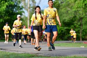 BIB: 0807, 0806
                            <button type="button" onclick="openModal(5147288)" class="btn btn-primary btn-sm float-right btn-popup" data-toggle="modal" data-target=".modal-high-quality">
                        <i class="fas fa-shopping-cart"></i> Add to Cart
                    </button>
                                            <button type="button" onclick="isThisMe(5147288, true)" class="btn btn-success btn-sm float-right btn-popup btn-isme hidden" data-toggle="tooltip" data-placement="bottom" title="นี่คือรูปของคุณใช่ไหม คลิกที่นี่เพื่อเอาเข้าอัลบั้ม">
                        <i class="fas fa-plus"></i> Add to album
                    </button>
                    <button type="button" onclick="isThisMe(5147288, false)" class="btn btn-warning btn-sm float-right btn-popup btn-isnotme hidden">
                        <i class="fas fa-ban"></i> Remove from album
                    </button>