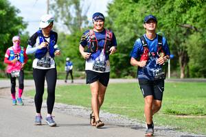 BIB: 317, 0918, 020
                            <button type="button" onclick="openModal(5146089)" class="btn btn-primary btn-sm float-right btn-popup" data-toggle="modal" data-target=".modal-high-quality">
                        <i class="fas fa-shopping-cart"></i> Add to Cart
                    </button>
                                            <button type="button" onclick="isThisMe(5146089, true)" class="btn btn-success btn-sm float-right btn-popup btn-isme hidden" data-toggle="tooltip" data-placement="bottom" title="นี่คือรูปของคุณใช่ไหม คลิกที่นี่เพื่อเอาเข้าอัลบั้ม">
                        <i class="fas fa-plus"></i> Add to album
                    </button>
                    <button type="button" onclick="isThisMe(5146089, false)" class="btn btn-warning btn-sm float-right btn-popup btn-isnotme hidden">
                        <i class="fas fa-ban"></i> Remove from album
                    </button>