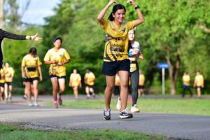 BIB: 0184
                            <button type="button" onclick="openModal(5144815)" class="btn btn-primary btn-sm float-right btn-popup" data-toggle="modal" data-target=".modal-high-quality">
                        <i class="fas fa-shopping-cart"></i> Add to Cart
                    </button>
                                            <button type="button" onclick="isThisMe(5144815, true)" class="btn btn-success btn-sm float-right btn-popup btn-isme hidden" data-toggle="tooltip" data-placement="bottom" title="นี่คือรูปของคุณใช่ไหม คลิกที่นี่เพื่อเอาเข้าอัลบั้ม">
                        <i class="fas fa-plus"></i> Add to album
                    </button>
                    <button type="button" onclick="isThisMe(5144815, false)" class="btn btn-warning btn-sm float-right btn-popup btn-isnotme hidden">
                        <i class="fas fa-ban"></i> Remove from album
                    </button>