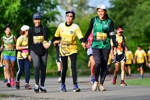 BIB: 0353, 0365, 0366
                            <button type="button" onclick="openModal(5148299)" class="btn btn-primary btn-sm float-right btn-popup" data-toggle="modal" data-target=".modal-high-quality">
                        <i class="fas fa-shopping-cart"></i> Add to Cart
                    </button>
                                            <button type="button" onclick="isThisMe(5148299, true)" class="btn btn-success btn-sm float-right btn-popup btn-isme hidden" data-toggle="tooltip" data-placement="bottom" title="นี่คือรูปของคุณใช่ไหม คลิกที่นี่เพื่อเอาเข้าอัลบั้ม">
                        <i class="fas fa-plus"></i> Add to album
                    </button>
                    <button type="button" onclick="isThisMe(5148299, false)" class="btn btn-warning btn-sm float-right btn-popup btn-isnotme hidden">
                        <i class="fas fa-ban"></i> Remove from album
                    </button>