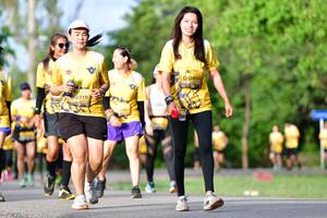 BIB: 0802, 0715
                            <button type="button" onclick="openModal(5145476)" class="btn btn-primary btn-sm float-right btn-popup" data-toggle="modal" data-target=".modal-high-quality">
                        <i class="fas fa-shopping-cart"></i> Add to Cart
                    </button>
                                            <button type="button" onclick="isThisMe(5145476, true)" class="btn btn-success btn-sm float-right btn-popup btn-isme hidden" data-toggle="tooltip" data-placement="bottom" title="นี่คือรูปของคุณใช่ไหม คลิกที่นี่เพื่อเอาเข้าอัลบั้ม">
                        <i class="fas fa-plus"></i> Add to album
                    </button>
                    <button type="button" onclick="isThisMe(5145476, false)" class="btn btn-warning btn-sm float-right btn-popup btn-isnotme hidden">
                        <i class="fas fa-ban"></i> Remove from album
                    </button>