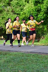 BIB: 
                            <button type="button" onclick="openModal(5145910)" class="btn btn-primary btn-sm float-right btn-popup" data-toggle="modal" data-target=".modal-high-quality">
                        <i class="fas fa-shopping-cart"></i> Add to Cart
                    </button>
                                            <button type="button" onclick="isThisMe(5145910, true)" class="btn btn-success btn-sm float-right btn-popup btn-isme hidden" data-toggle="tooltip" data-placement="bottom" title="นี่คือรูปของคุณใช่ไหม คลิกที่นี่เพื่อเอาเข้าอัลบั้ม">
                        <i class="fas fa-plus"></i> Add to album
                    </button>
                    <button type="button" onclick="isThisMe(5145910, false)" class="btn btn-warning btn-sm float-right btn-popup btn-isnotme hidden">
                        <i class="fas fa-ban"></i> Remove from album
                    </button>