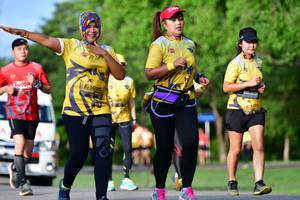 BIB: 1096, 186
                            <button type="button" onclick="openModal(5146773)" class="btn btn-primary btn-sm float-right btn-popup" data-toggle="modal" data-target=".modal-high-quality">
                        <i class="fas fa-shopping-cart"></i> Add to Cart
                    </button>
                                            <button type="button" onclick="isThisMe(5146773, true)" class="btn btn-success btn-sm float-right btn-popup btn-isme hidden" data-toggle="tooltip" data-placement="bottom" title="นี่คือรูปของคุณใช่ไหม คลิกที่นี่เพื่อเอาเข้าอัลบั้ม">
                        <i class="fas fa-plus"></i> Add to album
                    </button>
                    <button type="button" onclick="isThisMe(5146773, false)" class="btn btn-warning btn-sm float-right btn-popup btn-isnotme hidden">
                        <i class="fas fa-ban"></i> Remove from album
                    </button>