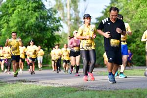 BIB: 128, 0095
                            <button type="button" onclick="openModal(5144318)" class="btn btn-primary btn-sm float-right btn-popup" data-toggle="modal" data-target=".modal-high-quality">
                        <i class="fas fa-shopping-cart"></i> Add to Cart
                    </button>
                                            <button type="button" onclick="isThisMe(5144318, true)" class="btn btn-success btn-sm float-right btn-popup btn-isme hidden" data-toggle="tooltip" data-placement="bottom" title="นี่คือรูปของคุณใช่ไหม คลิกที่นี่เพื่อเอาเข้าอัลบั้ม">
                        <i class="fas fa-plus"></i> Add to album
                    </button>
                    <button type="button" onclick="isThisMe(5144318, false)" class="btn btn-warning btn-sm float-right btn-popup btn-isnotme hidden">
                        <i class="fas fa-ban"></i> Remove from album
                    </button>