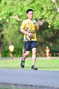 BIB: 1130
                            <button type="button" onclick="openModal(5102767)" class="btn btn-primary btn-sm float-right btn-popup" data-toggle="modal" data-target=".modal-high-quality">
                        <i class="fas fa-shopping-cart"></i> Add to Cart
                    </button>
                                            <button type="button" onclick="isThisMe(5102767, true)" class="btn btn-success btn-sm float-right btn-popup btn-isme hidden" data-toggle="tooltip" data-placement="bottom" title="นี่คือรูปของคุณใช่ไหม คลิกที่นี่เพื่อเอาเข้าอัลบั้ม">
                        <i class="fas fa-plus"></i> Add to album
                    </button>
                    <button type="button" onclick="isThisMe(5102767, false)" class="btn btn-warning btn-sm float-right btn-popup btn-isnotme hidden">
                        <i class="fas fa-ban"></i> Remove from album
                    </button>