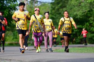 BIB: 0273, 348, 3424
                            <button type="button" onclick="openModal(5150029)" class="btn btn-primary btn-sm float-right btn-popup" data-toggle="modal" data-target=".modal-high-quality">
                        <i class="fas fa-shopping-cart"></i> Add to Cart
                    </button>
                                            <button type="button" onclick="isThisMe(5150029, true)" class="btn btn-success btn-sm float-right btn-popup btn-isme hidden" data-toggle="tooltip" data-placement="bottom" title="นี่คือรูปของคุณใช่ไหม คลิกที่นี่เพื่อเอาเข้าอัลบั้ม">
                        <i class="fas fa-plus"></i> Add to album
                    </button>
                    <button type="button" onclick="isThisMe(5150029, false)" class="btn btn-warning btn-sm float-right btn-popup btn-isnotme hidden">
                        <i class="fas fa-ban"></i> Remove from album
                    </button>