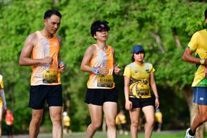 BIB: 1248, 1249
                            <button type="button" onclick="openModal(5146955)" class="btn btn-primary btn-sm float-right btn-popup" data-toggle="modal" data-target=".modal-high-quality">
                        <i class="fas fa-shopping-cart"></i> Add to Cart
                    </button>
                                            <button type="button" onclick="isThisMe(5146955, true)" class="btn btn-success btn-sm float-right btn-popup btn-isme hidden" data-toggle="tooltip" data-placement="bottom" title="นี่คือรูปของคุณใช่ไหม คลิกที่นี่เพื่อเอาเข้าอัลบั้ม">
                        <i class="fas fa-plus"></i> Add to album
                    </button>
                    <button type="button" onclick="isThisMe(5146955, false)" class="btn btn-warning btn-sm float-right btn-popup btn-isnotme hidden">
                        <i class="fas fa-ban"></i> Remove from album
                    </button>