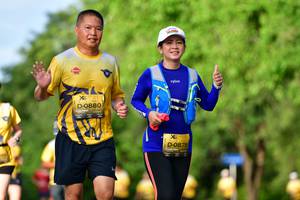 BIB: 0880, 0879
                            <button type="button" onclick="openModal(5145132)" class="btn btn-primary btn-sm float-right btn-popup" data-toggle="modal" data-target=".modal-high-quality">
                        <i class="fas fa-shopping-cart"></i> Add to Cart
                    </button>
                                            <button type="button" onclick="isThisMe(5145132, true)" class="btn btn-success btn-sm float-right btn-popup btn-isme hidden" data-toggle="tooltip" data-placement="bottom" title="นี่คือรูปของคุณใช่ไหม คลิกที่นี่เพื่อเอาเข้าอัลบั้ม">
                        <i class="fas fa-plus"></i> Add to album
                    </button>
                    <button type="button" onclick="isThisMe(5145132, false)" class="btn btn-warning btn-sm float-right btn-popup btn-isnotme hidden">
                        <i class="fas fa-ban"></i> Remove from album
                    </button>