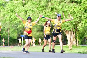 BIB: 070, 264
                            <button type="button" onclick="openModal(5143296)" class="btn btn-primary btn-sm float-right btn-popup" data-toggle="modal" data-target=".modal-high-quality">
                        <i class="fas fa-shopping-cart"></i> Add to Cart
                    </button>
                                            <button type="button" onclick="isThisMe(5143296, true)" class="btn btn-success btn-sm float-right btn-popup btn-isme hidden" data-toggle="tooltip" data-placement="bottom" title="นี่คือรูปของคุณใช่ไหม คลิกที่นี่เพื่อเอาเข้าอัลบั้ม">
                        <i class="fas fa-plus"></i> Add to album
                    </button>
                    <button type="button" onclick="isThisMe(5143296, false)" class="btn btn-warning btn-sm float-right btn-popup btn-isnotme hidden">
                        <i class="fas fa-ban"></i> Remove from album
                    </button>