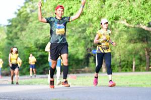 BIB: 193, 0121
                            <button type="button" onclick="openModal(5103493)" class="btn btn-primary btn-sm float-right btn-popup" data-toggle="modal" data-target=".modal-high-quality">
                        <i class="fas fa-shopping-cart"></i> Add to Cart
                    </button>
                                            <button type="button" onclick="isThisMe(5103493, true)" class="btn btn-success btn-sm float-right btn-popup btn-isme hidden" data-toggle="tooltip" data-placement="bottom" title="นี่คือรูปของคุณใช่ไหม คลิกที่นี่เพื่อเอาเข้าอัลบั้ม">
                        <i class="fas fa-plus"></i> Add to album
                    </button>
                    <button type="button" onclick="isThisMe(5103493, false)" class="btn btn-warning btn-sm float-right btn-popup btn-isnotme hidden">
                        <i class="fas fa-ban"></i> Remove from album
                    </button>