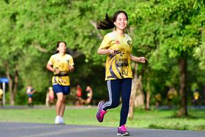 BIB: 038
                            <button type="button" onclick="openModal(5145071)" class="btn btn-primary btn-sm float-right btn-popup" data-toggle="modal" data-target=".modal-high-quality">
                        <i class="fas fa-shopping-cart"></i> Add to Cart
                    </button>
                                            <button type="button" onclick="isThisMe(5145071, true)" class="btn btn-success btn-sm float-right btn-popup btn-isme hidden" data-toggle="tooltip" data-placement="bottom" title="นี่คือรูปของคุณใช่ไหม คลิกที่นี่เพื่อเอาเข้าอัลบั้ม">
                        <i class="fas fa-plus"></i> Add to album
                    </button>
                    <button type="button" onclick="isThisMe(5145071, false)" class="btn btn-warning btn-sm float-right btn-popup btn-isnotme hidden">
                        <i class="fas fa-ban"></i> Remove from album
                    </button>