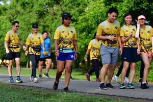BIB: 0972, 0647, 100
                            <button type="button" onclick="openModal(5147061)" class="btn btn-primary btn-sm float-right btn-popup" data-toggle="modal" data-target=".modal-high-quality">
                        <i class="fas fa-shopping-cart"></i> Add to Cart
                    </button>
                                            <button type="button" onclick="isThisMe(5147061, true)" class="btn btn-success btn-sm float-right btn-popup btn-isme hidden" data-toggle="tooltip" data-placement="bottom" title="นี่คือรูปของคุณใช่ไหม คลิกที่นี่เพื่อเอาเข้าอัลบั้ม">
                        <i class="fas fa-plus"></i> Add to album
                    </button>
                    <button type="button" onclick="isThisMe(5147061, false)" class="btn btn-warning btn-sm float-right btn-popup btn-isnotme hidden">
                        <i class="fas fa-ban"></i> Remove from album
                    </button>