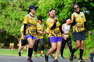 BIB: 0392, 0391, 0394
                            <button type="button" onclick="openModal(5145638)" class="btn btn-primary btn-sm float-right btn-popup" data-toggle="modal" data-target=".modal-high-quality">
                        <i class="fas fa-shopping-cart"></i> Add to Cart
                    </button>
                                            <button type="button" onclick="isThisMe(5145638, true)" class="btn btn-success btn-sm float-right btn-popup btn-isme hidden" data-toggle="tooltip" data-placement="bottom" title="นี่คือรูปของคุณใช่ไหม คลิกที่นี่เพื่อเอาเข้าอัลบั้ม">
                        <i class="fas fa-plus"></i> Add to album
                    </button>
                    <button type="button" onclick="isThisMe(5145638, false)" class="btn btn-warning btn-sm float-right btn-popup btn-isnotme hidden">
                        <i class="fas fa-ban"></i> Remove from album
                    </button>