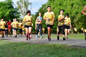 BIB: 410
                            <button type="button" onclick="openModal(5146300)" class="btn btn-primary btn-sm float-right btn-popup" data-toggle="modal" data-target=".modal-high-quality">
                        <i class="fas fa-shopping-cart"></i> Add to Cart
                    </button>
                                            <button type="button" onclick="isThisMe(5146300, true)" class="btn btn-success btn-sm float-right btn-popup btn-isme hidden" data-toggle="tooltip" data-placement="bottom" title="นี่คือรูปของคุณใช่ไหม คลิกที่นี่เพื่อเอาเข้าอัลบั้ม">
                        <i class="fas fa-plus"></i> Add to album
                    </button>
                    <button type="button" onclick="isThisMe(5146300, false)" class="btn btn-warning btn-sm float-right btn-popup btn-isnotme hidden">
                        <i class="fas fa-ban"></i> Remove from album
                    </button>