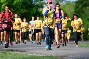 BIB: 029, 0196
                            <button type="button" onclick="openModal(5146244)" class="btn btn-primary btn-sm float-right btn-popup" data-toggle="modal" data-target=".modal-high-quality">
                        <i class="fas fa-shopping-cart"></i> Add to Cart
                    </button>
                                            <button type="button" onclick="isThisMe(5146244, true)" class="btn btn-success btn-sm float-right btn-popup btn-isme hidden" data-toggle="tooltip" data-placement="bottom" title="นี่คือรูปของคุณใช่ไหม คลิกที่นี่เพื่อเอาเข้าอัลบั้ม">
                        <i class="fas fa-plus"></i> Add to album
                    </button>
                    <button type="button" onclick="isThisMe(5146244, false)" class="btn btn-warning btn-sm float-right btn-popup btn-isnotme hidden">
                        <i class="fas fa-ban"></i> Remove from album
                    </button>