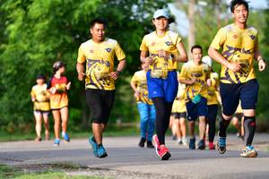 BIB: 1038, 1196, 
                            <button type="button" onclick="openModal(5144608)" class="btn btn-primary btn-sm float-right btn-popup" data-toggle="modal" data-target=".modal-high-quality">
                        <i class="fas fa-shopping-cart"></i> Add to Cart
                    </button>
                                            <button type="button" onclick="isThisMe(5144608, true)" class="btn btn-success btn-sm float-right btn-popup btn-isme hidden" data-toggle="tooltip" data-placement="bottom" title="นี่คือรูปของคุณใช่ไหม คลิกที่นี่เพื่อเอาเข้าอัลบั้ม">
                        <i class="fas fa-plus"></i> Add to album
                    </button>
                    <button type="button" onclick="isThisMe(5144608, false)" class="btn btn-warning btn-sm float-right btn-popup btn-isnotme hidden">
                        <i class="fas fa-ban"></i> Remove from album
                    </button>