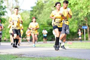 BIB: 0424, 
                            <button type="button" onclick="openModal(5143985)" class="btn btn-primary btn-sm float-right btn-popup" data-toggle="modal" data-target=".modal-high-quality">
                        <i class="fas fa-shopping-cart"></i> Add to Cart
                    </button>
                                            <button type="button" onclick="isThisMe(5143985, true)" class="btn btn-success btn-sm float-right btn-popup btn-isme hidden" data-toggle="tooltip" data-placement="bottom" title="นี่คือรูปของคุณใช่ไหม คลิกที่นี่เพื่อเอาเข้าอัลบั้ม">
                        <i class="fas fa-plus"></i> Add to album
                    </button>
                    <button type="button" onclick="isThisMe(5143985, false)" class="btn btn-warning btn-sm float-right btn-popup btn-isnotme hidden">
                        <i class="fas fa-ban"></i> Remove from album
                    </button>