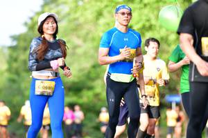 BIB: 0685
                            <button type="button" onclick="openModal(5144063)" class="btn btn-primary btn-sm float-right btn-popup" data-toggle="modal" data-target=".modal-high-quality">
                        <i class="fas fa-shopping-cart"></i> Add to Cart
                    </button>
                                            <button type="button" onclick="isThisMe(5144063, true)" class="btn btn-success btn-sm float-right btn-popup btn-isme hidden" data-toggle="tooltip" data-placement="bottom" title="นี่คือรูปของคุณใช่ไหม คลิกที่นี่เพื่อเอาเข้าอัลบั้ม">
                        <i class="fas fa-plus"></i> Add to album
                    </button>
                    <button type="button" onclick="isThisMe(5144063, false)" class="btn btn-warning btn-sm float-right btn-popup btn-isnotme hidden">
                        <i class="fas fa-ban"></i> Remove from album
                    </button>