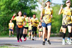 BIB: 0162, 0238
                            <button type="button" onclick="openModal(5144257)" class="btn btn-primary btn-sm float-right btn-popup" data-toggle="modal" data-target=".modal-high-quality">
                        <i class="fas fa-shopping-cart"></i> Add to Cart
                    </button>
                                            <button type="button" onclick="isThisMe(5144257, true)" class="btn btn-success btn-sm float-right btn-popup btn-isme hidden" data-toggle="tooltip" data-placement="bottom" title="นี่คือรูปของคุณใช่ไหม คลิกที่นี่เพื่อเอาเข้าอัลบั้ม">
                        <i class="fas fa-plus"></i> Add to album
                    </button>
                    <button type="button" onclick="isThisMe(5144257, false)" class="btn btn-warning btn-sm float-right btn-popup btn-isnotme hidden">
                        <i class="fas fa-ban"></i> Remove from album
                    </button>