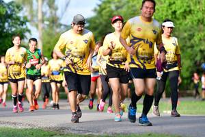 BIB: 0852, 1155, 0851
                            <button type="button" onclick="openModal(5145407)" class="btn btn-primary btn-sm float-right btn-popup" data-toggle="modal" data-target=".modal-high-quality">
                        <i class="fas fa-shopping-cart"></i> Add to Cart
                    </button>
                                            <button type="button" onclick="isThisMe(5145407, true)" class="btn btn-success btn-sm float-right btn-popup btn-isme hidden" data-toggle="tooltip" data-placement="bottom" title="นี่คือรูปของคุณใช่ไหม คลิกที่นี่เพื่อเอาเข้าอัลบั้ม">
                        <i class="fas fa-plus"></i> Add to album
                    </button>
                    <button type="button" onclick="isThisMe(5145407, false)" class="btn btn-warning btn-sm float-right btn-popup btn-isnotme hidden">
                        <i class="fas fa-ban"></i> Remove from album
                    </button>