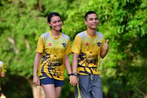 BIB: 0815, 0814
                            <button type="button" onclick="openModal(5144446)" class="btn btn-primary btn-sm float-right btn-popup" data-toggle="modal" data-target=".modal-high-quality">
                        <i class="fas fa-shopping-cart"></i> Add to Cart
                    </button>
                                            <button type="button" onclick="isThisMe(5144446, true)" class="btn btn-success btn-sm float-right btn-popup btn-isme hidden" data-toggle="tooltip" data-placement="bottom" title="นี่คือรูปของคุณใช่ไหม คลิกที่นี่เพื่อเอาเข้าอัลบั้ม">
                        <i class="fas fa-plus"></i> Add to album
                    </button>
                    <button type="button" onclick="isThisMe(5144446, false)" class="btn btn-warning btn-sm float-right btn-popup btn-isnotme hidden">
                        <i class="fas fa-ban"></i> Remove from album
                    </button>