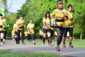 BIB: 126
                            <button type="button" onclick="openModal(5145593)" class="btn btn-primary btn-sm float-right btn-popup" data-toggle="modal" data-target=".modal-high-quality">
                        <i class="fas fa-shopping-cart"></i> Add to Cart
                    </button>
                                            <button type="button" onclick="isThisMe(5145593, true)" class="btn btn-success btn-sm float-right btn-popup btn-isme hidden" data-toggle="tooltip" data-placement="bottom" title="นี่คือรูปของคุณใช่ไหม คลิกที่นี่เพื่อเอาเข้าอัลบั้ม">
                        <i class="fas fa-plus"></i> Add to album
                    </button>
                    <button type="button" onclick="isThisMe(5145593, false)" class="btn btn-warning btn-sm float-right btn-popup btn-isnotme hidden">
                        <i class="fas fa-ban"></i> Remove from album
                    </button>