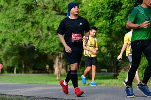 BIB: 0377
                            <button type="button" onclick="openModal(5152230)" class="btn btn-primary btn-sm float-right btn-popup" data-toggle="modal" data-target=".modal-high-quality">
                        <i class="fas fa-shopping-cart"></i> Add to Cart
                    </button>
                                            <button type="button" onclick="isThisMe(5152230, true)" class="btn btn-success btn-sm float-right btn-popup btn-isme hidden" data-toggle="tooltip" data-placement="bottom" title="นี่คือรูปของคุณใช่ไหม คลิกที่นี่เพื่อเอาเข้าอัลบั้ม">
                        <i class="fas fa-plus"></i> Add to album
                    </button>
                    <button type="button" onclick="isThisMe(5152230, false)" class="btn btn-warning btn-sm float-right btn-popup btn-isnotme hidden">
                        <i class="fas fa-ban"></i> Remove from album
                    </button>