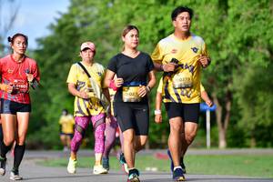 BIB: 0273, 0160, 027
                            <button type="button" onclick="openModal(5150117)" class="btn btn-primary btn-sm float-right btn-popup" data-toggle="modal" data-target=".modal-high-quality">
                        <i class="fas fa-shopping-cart"></i> Add to Cart
                    </button>
                                            <button type="button" onclick="isThisMe(5150117, true)" class="btn btn-success btn-sm float-right btn-popup btn-isme hidden" data-toggle="tooltip" data-placement="bottom" title="นี่คือรูปของคุณใช่ไหม คลิกที่นี่เพื่อเอาเข้าอัลบั้ม">
                        <i class="fas fa-plus"></i> Add to album
                    </button>
                    <button type="button" onclick="isThisMe(5150117, false)" class="btn btn-warning btn-sm float-right btn-popup btn-isnotme hidden">
                        <i class="fas fa-ban"></i> Remove from album
                    </button>