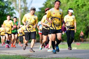 BIB: 1155, 0852
                            <button type="button" onclick="openModal(5145404)" class="btn btn-primary btn-sm float-right btn-popup" data-toggle="modal" data-target=".modal-high-quality">
                        <i class="fas fa-shopping-cart"></i> Add to Cart
                    </button>
                                            <button type="button" onclick="isThisMe(5145404, true)" class="btn btn-success btn-sm float-right btn-popup btn-isme hidden" data-toggle="tooltip" data-placement="bottom" title="นี่คือรูปของคุณใช่ไหม คลิกที่นี่เพื่อเอาเข้าอัลบั้ม">
                        <i class="fas fa-plus"></i> Add to album
                    </button>
                    <button type="button" onclick="isThisMe(5145404, false)" class="btn btn-warning btn-sm float-right btn-popup btn-isnotme hidden">
                        <i class="fas fa-ban"></i> Remove from album
                    </button>