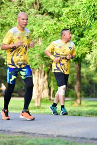 BIB: 045, 109
                            <button type="button" onclick="openModal(5102366)" class="btn btn-primary btn-sm float-right btn-popup" data-toggle="modal" data-target=".modal-high-quality">
                        <i class="fas fa-shopping-cart"></i> Add to Cart
                    </button>
                                            <button type="button" onclick="isThisMe(5102366, true)" class="btn btn-success btn-sm float-right btn-popup btn-isme hidden" data-toggle="tooltip" data-placement="bottom" title="นี่คือรูปของคุณใช่ไหม คลิกที่นี่เพื่อเอาเข้าอัลบั้ม">
                        <i class="fas fa-plus"></i> Add to album
                    </button>
                    <button type="button" onclick="isThisMe(5102366, false)" class="btn btn-warning btn-sm float-right btn-popup btn-isnotme hidden">
                        <i class="fas fa-ban"></i> Remove from album
                    </button>