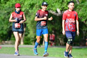 BIB: 0340, 0319, 0318
                            <button type="button" onclick="openModal(5149997)" class="btn btn-primary btn-sm float-right btn-popup" data-toggle="modal" data-target=".modal-high-quality">
                        <i class="fas fa-shopping-cart"></i> Add to Cart
                    </button>
                                            <button type="button" onclick="isThisMe(5149997, true)" class="btn btn-success btn-sm float-right btn-popup btn-isme hidden" data-toggle="tooltip" data-placement="bottom" title="นี่คือรูปของคุณใช่ไหม คลิกที่นี่เพื่อเอาเข้าอัลบั้ม">
                        <i class="fas fa-plus"></i> Add to album
                    </button>
                    <button type="button" onclick="isThisMe(5149997, false)" class="btn btn-warning btn-sm float-right btn-popup btn-isnotme hidden">
                        <i class="fas fa-ban"></i> Remove from album
                    </button>