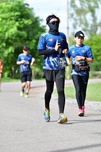 BIB: 0439
                            <button type="button" onclick="openModal(5151479)" class="btn btn-primary btn-sm float-right btn-popup" data-toggle="modal" data-target=".modal-high-quality">
                        <i class="fas fa-shopping-cart"></i> Add to Cart
                    </button>
                                            <button type="button" onclick="isThisMe(5151479, true)" class="btn btn-success btn-sm float-right btn-popup btn-isme hidden" data-toggle="tooltip" data-placement="bottom" title="นี่คือรูปของคุณใช่ไหม คลิกที่นี่เพื่อเอาเข้าอัลบั้ม">
                        <i class="fas fa-plus"></i> Add to album
                    </button>
                    <button type="button" onclick="isThisMe(5151479, false)" class="btn btn-warning btn-sm float-right btn-popup btn-isnotme hidden">
                        <i class="fas fa-ban"></i> Remove from album
                    </button>