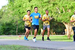 BIB: 1325
                            <button type="button" onclick="openModal(5101768)" class="btn btn-primary btn-sm float-right btn-popup" data-toggle="modal" data-target=".modal-high-quality">
                        <i class="fas fa-shopping-cart"></i> Add to Cart
                    </button>
                                            <button type="button" onclick="isThisMe(5101768, true)" class="btn btn-success btn-sm float-right btn-popup btn-isme hidden" data-toggle="tooltip" data-placement="bottom" title="นี่คือรูปของคุณใช่ไหม คลิกที่นี่เพื่อเอาเข้าอัลบั้ม">
                        <i class="fas fa-plus"></i> Add to album
                    </button>
                    <button type="button" onclick="isThisMe(5101768, false)" class="btn btn-warning btn-sm float-right btn-popup btn-isnotme hidden">
                        <i class="fas fa-ban"></i> Remove from album
                    </button>