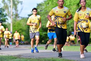 BIB: 1104
                            <button type="button" onclick="openModal(5145832)" class="btn btn-primary btn-sm float-right btn-popup" data-toggle="modal" data-target=".modal-high-quality">
                        <i class="fas fa-shopping-cart"></i> Add to Cart
                    </button>
                                            <button type="button" onclick="isThisMe(5145832, true)" class="btn btn-success btn-sm float-right btn-popup btn-isme hidden" data-toggle="tooltip" data-placement="bottom" title="นี่คือรูปของคุณใช่ไหม คลิกที่นี่เพื่อเอาเข้าอัลบั้ม">
                        <i class="fas fa-plus"></i> Add to album
                    </button>
                    <button type="button" onclick="isThisMe(5145832, false)" class="btn btn-warning btn-sm float-right btn-popup btn-isnotme hidden">
                        <i class="fas fa-ban"></i> Remove from album
                    </button>