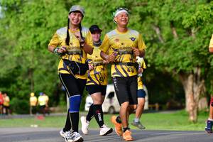 BIB: 0689, 0690, 026
                            <button type="button" onclick="openModal(5146524)" class="btn btn-primary btn-sm float-right btn-popup" data-toggle="modal" data-target=".modal-high-quality">
                        <i class="fas fa-shopping-cart"></i> Add to Cart
                    </button>
                                            <button type="button" onclick="isThisMe(5146524, true)" class="btn btn-success btn-sm float-right btn-popup btn-isme hidden" data-toggle="tooltip" data-placement="bottom" title="นี่คือรูปของคุณใช่ไหม คลิกที่นี่เพื่อเอาเข้าอัลบั้ม">
                        <i class="fas fa-plus"></i> Add to album
                    </button>
                    <button type="button" onclick="isThisMe(5146524, false)" class="btn btn-warning btn-sm float-right btn-popup btn-isnotme hidden">
                        <i class="fas fa-ban"></i> Remove from album
                    </button>