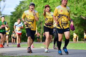 BIB: 115, 0852
                            <button type="button" onclick="openModal(5145494)" class="btn btn-primary btn-sm float-right btn-popup" data-toggle="modal" data-target=".modal-high-quality">
                        <i class="fas fa-shopping-cart"></i> Add to Cart
                    </button>
                                            <button type="button" onclick="isThisMe(5145494, true)" class="btn btn-success btn-sm float-right btn-popup btn-isme hidden" data-toggle="tooltip" data-placement="bottom" title="นี่คือรูปของคุณใช่ไหม คลิกที่นี่เพื่อเอาเข้าอัลบั้ม">
                        <i class="fas fa-plus"></i> Add to album
                    </button>
                    <button type="button" onclick="isThisMe(5145494, false)" class="btn btn-warning btn-sm float-right btn-popup btn-isnotme hidden">
                        <i class="fas fa-ban"></i> Remove from album
                    </button>