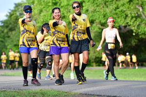 BIB: 0392, 0394, 0391
                            <button type="button" onclick="openModal(5145567)" class="btn btn-primary btn-sm float-right btn-popup" data-toggle="modal" data-target=".modal-high-quality">
                        <i class="fas fa-shopping-cart"></i> Add to Cart
                    </button>
                                            <button type="button" onclick="isThisMe(5145567, true)" class="btn btn-success btn-sm float-right btn-popup btn-isme hidden" data-toggle="tooltip" data-placement="bottom" title="นี่คือรูปของคุณใช่ไหม คลิกที่นี่เพื่อเอาเข้าอัลบั้ม">
                        <i class="fas fa-plus"></i> Add to album
                    </button>
                    <button type="button" onclick="isThisMe(5145567, false)" class="btn btn-warning btn-sm float-right btn-popup btn-isnotme hidden">
                        <i class="fas fa-ban"></i> Remove from album
                    </button>