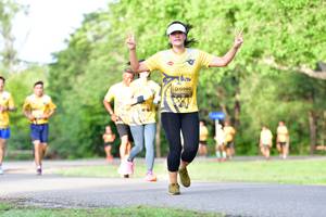 BIB: 0960
                            <button type="button" onclick="openModal(5143898)" class="btn btn-primary btn-sm float-right btn-popup" data-toggle="modal" data-target=".modal-high-quality">
                        <i class="fas fa-shopping-cart"></i> Add to Cart
                    </button>
                                            <button type="button" onclick="isThisMe(5143898, true)" class="btn btn-success btn-sm float-right btn-popup btn-isme hidden" data-toggle="tooltip" data-placement="bottom" title="นี่คือรูปของคุณใช่ไหม คลิกที่นี่เพื่อเอาเข้าอัลบั้ม">
                        <i class="fas fa-plus"></i> Add to album
                    </button>
                    <button type="button" onclick="isThisMe(5143898, false)" class="btn btn-warning btn-sm float-right btn-popup btn-isnotme hidden">
                        <i class="fas fa-ban"></i> Remove from album
                    </button>