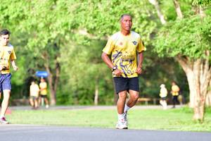 BIB: 1222
                            <button type="button" onclick="openModal(5143914)" class="btn btn-primary btn-sm float-right btn-popup" data-toggle="modal" data-target=".modal-high-quality">
                        <i class="fas fa-shopping-cart"></i> Add to Cart
                    </button>
                                            <button type="button" onclick="isThisMe(5143914, true)" class="btn btn-success btn-sm float-right btn-popup btn-isme hidden" data-toggle="tooltip" data-placement="bottom" title="นี่คือรูปของคุณใช่ไหม คลิกที่นี่เพื่อเอาเข้าอัลบั้ม">
                        <i class="fas fa-plus"></i> Add to album
                    </button>
                    <button type="button" onclick="isThisMe(5143914, false)" class="btn btn-warning btn-sm float-right btn-popup btn-isnotme hidden">
                        <i class="fas fa-ban"></i> Remove from album
                    </button>