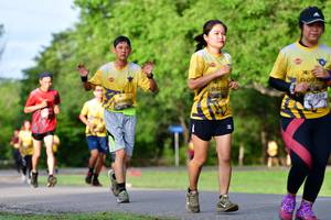 BIB: 097, 0333, 086
                            <button type="button" onclick="openModal(5144367)" class="btn btn-primary btn-sm float-right btn-popup" data-toggle="modal" data-target=".modal-high-quality">
                        <i class="fas fa-shopping-cart"></i> Add to Cart
                    </button>
                                            <button type="button" onclick="isThisMe(5144367, true)" class="btn btn-success btn-sm float-right btn-popup btn-isme hidden" data-toggle="tooltip" data-placement="bottom" title="นี่คือรูปของคุณใช่ไหม คลิกที่นี่เพื่อเอาเข้าอัลบั้ม">
                        <i class="fas fa-plus"></i> Add to album
                    </button>
                    <button type="button" onclick="isThisMe(5144367, false)" class="btn btn-warning btn-sm float-right btn-popup btn-isnotme hidden">
                        <i class="fas fa-ban"></i> Remove from album
                    </button>