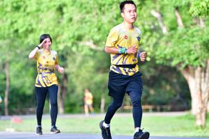 BIB: 
                            <button type="button" onclick="openModal(5103311)" class="btn btn-primary btn-sm float-right btn-popup" data-toggle="modal" data-target=".modal-high-quality">
                        <i class="fas fa-shopping-cart"></i> Add to Cart
                    </button>
                                            <button type="button" onclick="isThisMe(5103311, true)" class="btn btn-success btn-sm float-right btn-popup btn-isme hidden" data-toggle="tooltip" data-placement="bottom" title="นี่คือรูปของคุณใช่ไหม คลิกที่นี่เพื่อเอาเข้าอัลบั้ม">
                        <i class="fas fa-plus"></i> Add to album
                    </button>
                    <button type="button" onclick="isThisMe(5103311, false)" class="btn btn-warning btn-sm float-right btn-popup btn-isnotme hidden">
                        <i class="fas fa-ban"></i> Remove from album
                    </button>