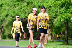 BIB: 0996, 165
                            <button type="button" onclick="openModal(5145844)" class="btn btn-primary btn-sm float-right btn-popup" data-toggle="modal" data-target=".modal-high-quality">
                        <i class="fas fa-shopping-cart"></i> Add to Cart
                    </button>
                                            <button type="button" onclick="isThisMe(5145844, true)" class="btn btn-success btn-sm float-right btn-popup btn-isme hidden" data-toggle="tooltip" data-placement="bottom" title="นี่คือรูปของคุณใช่ไหม คลิกที่นี่เพื่อเอาเข้าอัลบั้ม">
                        <i class="fas fa-plus"></i> Add to album
                    </button>
                    <button type="button" onclick="isThisMe(5145844, false)" class="btn btn-warning btn-sm float-right btn-popup btn-isnotme hidden">
                        <i class="fas fa-ban"></i> Remove from album
                    </button>