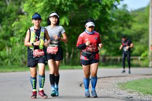 BIB: 0173, 0335, 0326
                            <button type="button" onclick="openModal(5153476)" class="btn btn-primary btn-sm float-right btn-popup" data-toggle="modal" data-target=".modal-high-quality">
                        <i class="fas fa-shopping-cart"></i> Add to Cart
                    </button>
                                            <button type="button" onclick="isThisMe(5153476, true)" class="btn btn-success btn-sm float-right btn-popup btn-isme hidden" data-toggle="tooltip" data-placement="bottom" title="นี่คือรูปของคุณใช่ไหม คลิกที่นี่เพื่อเอาเข้าอัลบั้ม">
                        <i class="fas fa-plus"></i> Add to album
                    </button>
                    <button type="button" onclick="isThisMe(5153476, false)" class="btn btn-warning btn-sm float-right btn-popup btn-isnotme hidden">
                        <i class="fas fa-ban"></i> Remove from album
                    </button>