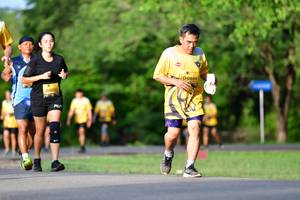 BIB: 899
                            <button type="button" onclick="openModal(5144581)" class="btn btn-primary btn-sm float-right btn-popup" data-toggle="modal" data-target=".modal-high-quality">
                        <i class="fas fa-shopping-cart"></i> Add to Cart
                    </button>
                                            <button type="button" onclick="isThisMe(5144581, true)" class="btn btn-success btn-sm float-right btn-popup btn-isme hidden" data-toggle="tooltip" data-placement="bottom" title="นี่คือรูปของคุณใช่ไหม คลิกที่นี่เพื่อเอาเข้าอัลบั้ม">
                        <i class="fas fa-plus"></i> Add to album
                    </button>
                    <button type="button" onclick="isThisMe(5144581, false)" class="btn btn-warning btn-sm float-right btn-popup btn-isnotme hidden">
                        <i class="fas fa-ban"></i> Remove from album
                    </button>