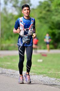 BIB: 0910, 
                            <button type="button" onclick="openModal(5146573)" class="btn btn-primary btn-sm float-right btn-popup" data-toggle="modal" data-target=".modal-high-quality">
                        <i class="fas fa-shopping-cart"></i> Add to Cart
                    </button>
                                            <button type="button" onclick="isThisMe(5146573, true)" class="btn btn-success btn-sm float-right btn-popup btn-isme hidden" data-toggle="tooltip" data-placement="bottom" title="นี่คือรูปของคุณใช่ไหม คลิกที่นี่เพื่อเอาเข้าอัลบั้ม">
                        <i class="fas fa-plus"></i> Add to album
                    </button>
                    <button type="button" onclick="isThisMe(5146573, false)" class="btn btn-warning btn-sm float-right btn-popup btn-isnotme hidden">
                        <i class="fas fa-ban"></i> Remove from album
                    </button>