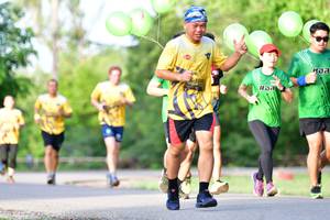 BIB: 1085
                            <button type="button" onclick="openModal(5102583)" class="btn btn-primary btn-sm float-right btn-popup" data-toggle="modal" data-target=".modal-high-quality">
                        <i class="fas fa-shopping-cart"></i> Add to Cart
                    </button>
                                            <button type="button" onclick="isThisMe(5102583, true)" class="btn btn-success btn-sm float-right btn-popup btn-isme hidden" data-toggle="tooltip" data-placement="bottom" title="นี่คือรูปของคุณใช่ไหม คลิกที่นี่เพื่อเอาเข้าอัลบั้ม">
                        <i class="fas fa-plus"></i> Add to album
                    </button>
                    <button type="button" onclick="isThisMe(5102583, false)" class="btn btn-warning btn-sm float-right btn-popup btn-isnotme hidden">
                        <i class="fas fa-ban"></i> Remove from album
                    </button>