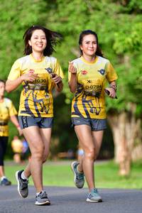 BIB: 1030, 0794
                            <button type="button" onclick="openModal(5144968)" class="btn btn-primary btn-sm float-right btn-popup" data-toggle="modal" data-target=".modal-high-quality">
                        <i class="fas fa-shopping-cart"></i> Add to Cart
                    </button>
                                            <button type="button" onclick="isThisMe(5144968, true)" class="btn btn-success btn-sm float-right btn-popup btn-isme hidden" data-toggle="tooltip" data-placement="bottom" title="นี่คือรูปของคุณใช่ไหม คลิกที่นี่เพื่อเอาเข้าอัลบั้ม">
                        <i class="fas fa-plus"></i> Add to album
                    </button>
                    <button type="button" onclick="isThisMe(5144968, false)" class="btn btn-warning btn-sm float-right btn-popup btn-isnotme hidden">
                        <i class="fas fa-ban"></i> Remove from album
                    </button>