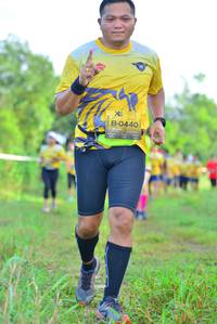 BIB: 0440
                            <button type="button" onclick="openModal(4957636)" class="btn btn-primary btn-sm float-right btn-popup" data-toggle="modal" data-target=".modal-high-quality">
                        <i class="fas fa-shopping-cart"></i> Add to Cart
                    </button>
                                            <button type="button" onclick="isThisMe(4957636, true)" class="btn btn-success btn-sm float-right btn-popup btn-isme hidden" data-toggle="tooltip" data-placement="bottom" title="นี่คือรูปของคุณใช่ไหม คลิกที่นี่เพื่อเอาเข้าอัลบั้ม">
                        <i class="fas fa-plus"></i> Add to album
                    </button>
                    <button type="button" onclick="isThisMe(4957636, false)" class="btn btn-warning btn-sm float-right btn-popup btn-isnotme hidden">
                        <i class="fas fa-ban"></i> Remove from album
                    </button>