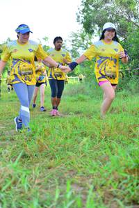 BIB: 0743
                            <button type="button" onclick="openModal(4956759)" class="btn btn-primary btn-sm float-right btn-popup" data-toggle="modal" data-target=".modal-high-quality">
                        <i class="fas fa-shopping-cart"></i> Add to Cart
                    </button>
                                            <button type="button" onclick="isThisMe(4956759, true)" class="btn btn-success btn-sm float-right btn-popup btn-isme hidden" data-toggle="tooltip" data-placement="bottom" title="นี่คือรูปของคุณใช่ไหม คลิกที่นี่เพื่อเอาเข้าอัลบั้ม">
                        <i class="fas fa-plus"></i> Add to album
                    </button>
                    <button type="button" onclick="isThisMe(4956759, false)" class="btn btn-warning btn-sm float-right btn-popup btn-isnotme hidden">
                        <i class="fas fa-ban"></i> Remove from album
                    </button>